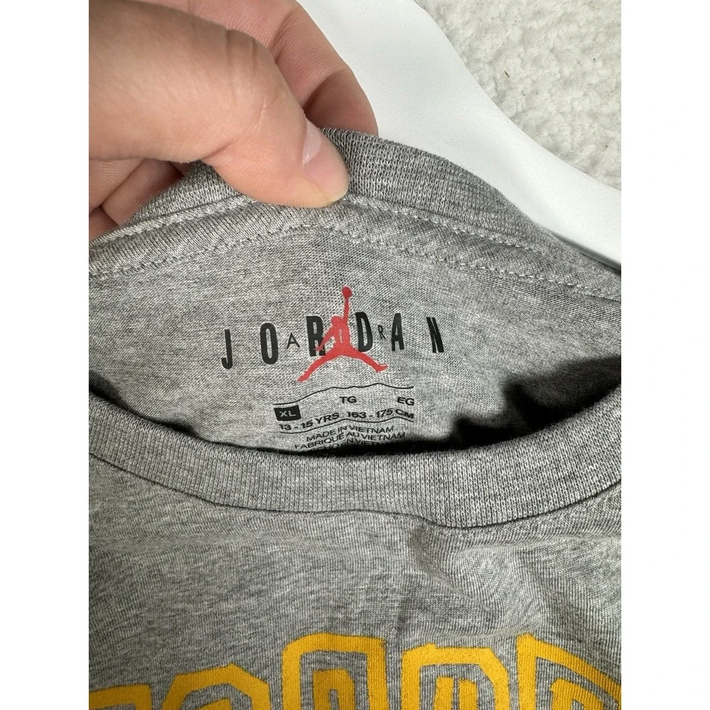 New $30 - Jordan Jumpman 23 Basketball Longsleeve Shirt - Youth XL